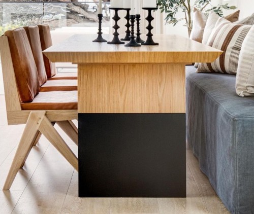 С крашеной боковиной на половину высоты